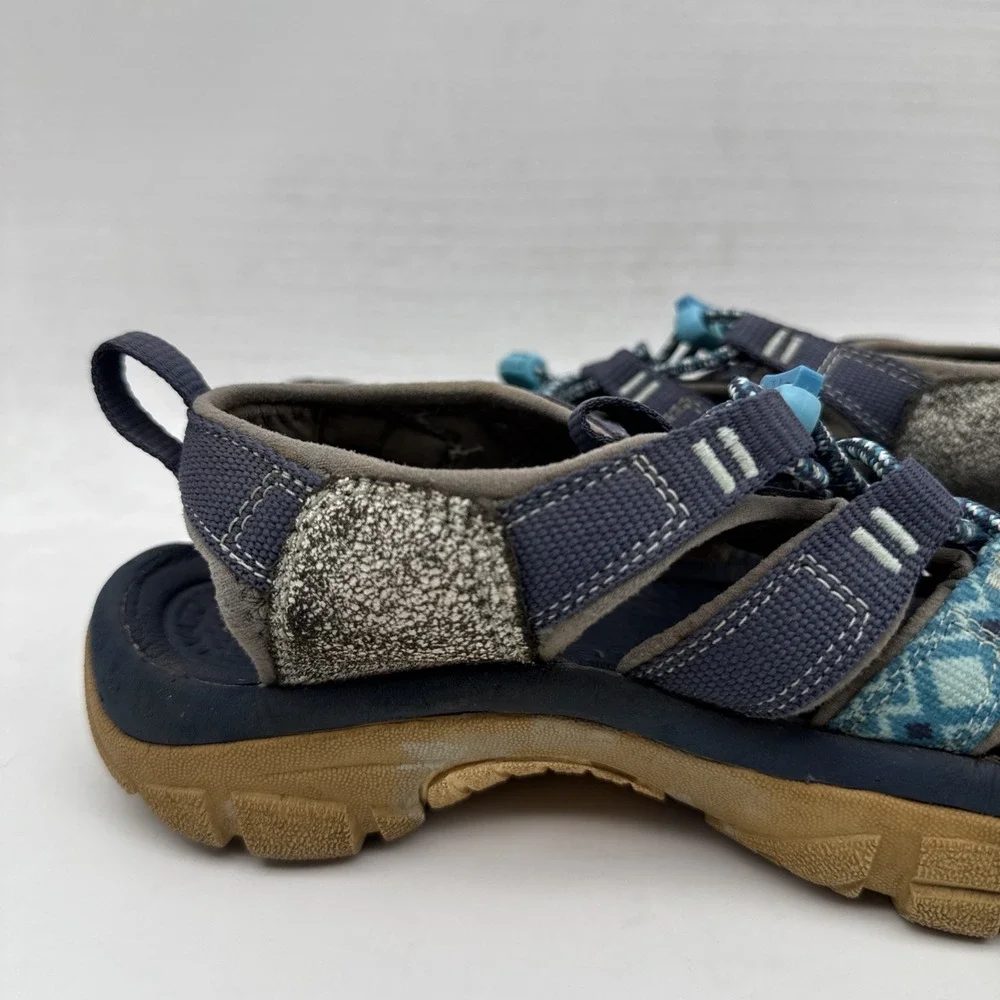 KEEN Newport H2 Navy Blue Waterproof Bumper Toe Hiking Trail Sandal Women Size 7